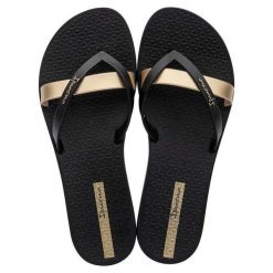 Japonki damskie Ipanema Kirei. Czarne klapki damskie Ipanema, bez wzorów, z materiału, bez obcasa, bez zapięcia. Za 69.99 zł.