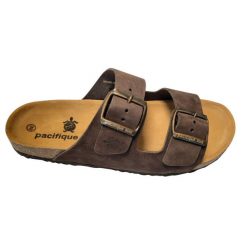 Klasyczne klapki unisex. Brązowe klapki damskie PACIFIQUE SUD, bez wzorów, bez obcasa, bez zapięcia. Za 255.00 zł.