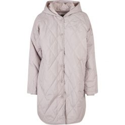 Kurtka parka damska z kapturem Urban Classics Oversized Diamond Quilted. Szare kurtki damskie Urban Classics, na zimę, z kapturem. Za 380.00 zł.