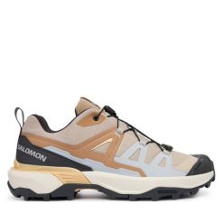 Trekkingi Salomon. Brązowe obuwie trekkingowe damskie Salomon, bez zapięcia. Za 539.99 zł.