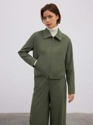 BGN Kurtka koszulowa w kolorze zielonym rozmiar: 34. Zielone kurtki damskie BGN, bez wzorów, bez kaptura. Za 231.13 zł.