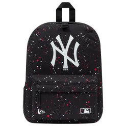 Plecak uniwersalny unisex New Era New York Yankees All Over. Czarne plecaki New Era, bez wzorów. Za 149.99 zł.