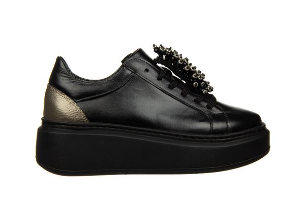 Sneakersy Bayla-159 4786 076-P Czarny Lico 159155, Skóra naturalna - 36. Czarne obuwie sportowe damskie Bayla, ze skóry, bez zapięcia. W wyprzedaży za 332.10 zł.