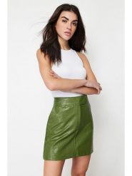 Trendyol Spódnica w kolorze zielonym rozmiar: 40. Zielone spódnice damskie Trendyol, bez wzorów, ze skóry, mini. Za 70.41 zł.
