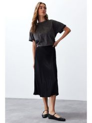 Trendyol Spódnica w kolorze czarnym rozmiar: 34. Czarne spódnice damskie Trendyol, na co dzień, bez wzorów, midi. Za 78.99 zł.