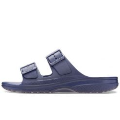 Sandały Crocs Saturday Sandal M Dorośli. Niebieskie sandały damskie Crocs, bez wzorów, bez obcasa, bez zapięcia. Za 199.99 zł.