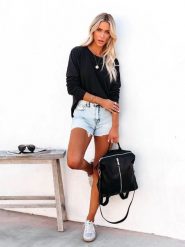 Milan Kiss Bluza w kolorze czarnym rozmiar: M. Czarne bluzy damskie Milan Kiss, m, bez wzorów, bez kaptura. Za 199.95 zł.