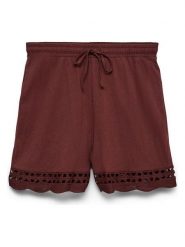 Vero Moda Szorty w kolorze bordowym rozmiar: XL. Czerwone szorty damskie Vero Moda, bez wzorów, z bawełny, z podwyższonym stanem. Za 75.34 zł.