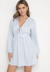 Niebieska Sukienka o Rozkloszowanym Kroju Ozdobiona Wiązaniem Elretira. Niebieskie sukienki damskie Born2be, bez wzorów, eleganckie, bez ramiączek. Za 179.99 zł.