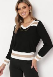 Czarny Sweter ze Ściągaczami i Ozdobnym Metalowym Łańcuszkiem przy Dekolcie Larti. Czarne swetry klasyczne damskie Born2be, z jeansu, bez kołnierzyka. Za 59.99 zł.