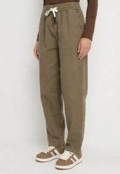 Ciemnozielone Spodnie Bawełniane w Stylu Mom Fit ze Sznurkiem Adenelle. Zielone spodnie materiałowe damskie Born2be, bez wzorów, z bawełny. Za 69.99 zł.