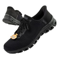 Buty sportowe damskie Skechers Glide Step wodoodporne Slip-ins. Czarne obuwie sportowe casual damskie Skechers, bez zapięcia. Za 279.00 zł.