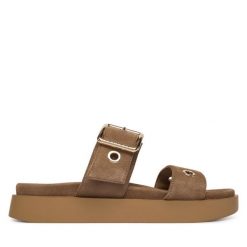 Klapki Inuikii. Brązowe klapki damskie Inuikii, bez wzorów, bez obcasa, bez zapięcia. Za 899.99 zł.