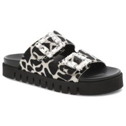 Klapki damskie Chebello, na grubej platformie eleganckie z ozdobnymi klamrami, czarne, S390-4688. Czarne klapki damskie CheBello, bez wzorów, bez obcasa, bez zapięcia. Za 459.00 zł.