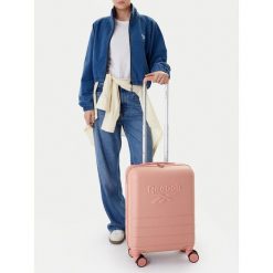 Walizka kabinowa Reebok. Czerwone walizki Reebok, bez wzorów. Za 259.99 zł.