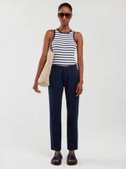 BIG STAR Spodnie chino w kolorze granatowym rozmiar: W28/L32. Niebieskie spodnie materiałowe damskie Big Star, bez wzorów. Za 107.99 zł.