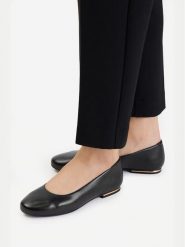 Lasocki Baleriny CEO-RST-ARABELLA-06 Czarny. Czarne balerinki damskie Lasocki, bez wzorów, ze skóry. Za 149.99 zł.