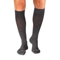 Skarpety uciskowe 3/4 z wełny merynosów w kolorze antracytowym. Czarne skarpetki damskie OEM, bez wzorów, z wełny. W wyprzedaży za 92.51 zł.