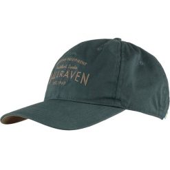 Czapka Fjall Raven Fjällräven Est 1960 Cap Dorośli. Niebieskie czapki damskie Fjällräven, bez wzorów, z bawełny. Za 253.00 zł.