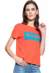 DAMSKI T-SHIRT WRANGLER LOGO TEE BITTERSWEET RED W7P3EVXBO 112132041. Czerwone t-shirty damskie Wrangler, s, bez wzorów, bez kołnierzyka. Za 69.99 zł.