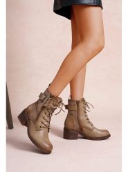 Foreverfolie Botki w kolorze beżowym rozmiar: 36. Brązowe botki damskie Foreverfolie, eleganckie, bez obcasa, bez zapięcia. Za 152.99 zł.