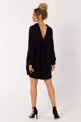 Sukienka koszulowa z dekoltem V na plecach czarna. Czarne sukienki damskie MOE, bez wzorów, bez ramiączek. Za 279.00 zł.