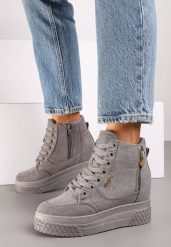 Szare Sneakersy na Ukrytym Koturnie z Metalicznymi Wstawkami i Ozdobnym Suwakiem Daimana. Szare obuwie sportowe damskie Born2be, z jeansu, bez zapięcia. Za 109.99 zł.