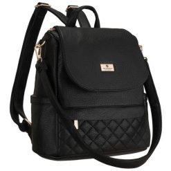 Mały plecak damski czarny ze skóry ekologicznej torebka listonoszka 2w1 miejski Peterson PTN MBP-08-F19. Czarne plecaki Peterson, z aplikacjami, ze skóry ekologicznej. Za 89.99 zł.