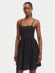 Tommy Jeans Sukienka letnia DW0DW22352 Czarny Slim Fit. Czarne sukienki damskie Tommy Jeans, bez wzorów, z bawełny, bez ramiączek. Za 289.99 zł.