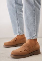 Brązowe Mokasyny VICES z Imitacji Zamszu w Klasycznym Stylu Malaeno. Brązowe mokasyny damskie Renee, z jeansu, bez obcasa. Za 119.99 zł.