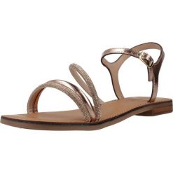 Sandały GEOX D MADDALUSIAC Rose. Czerwone sandały damskie Geox, bez wzorów, ze skóry, bez obcasa, bez zapięcia. Za 354.99 zł.