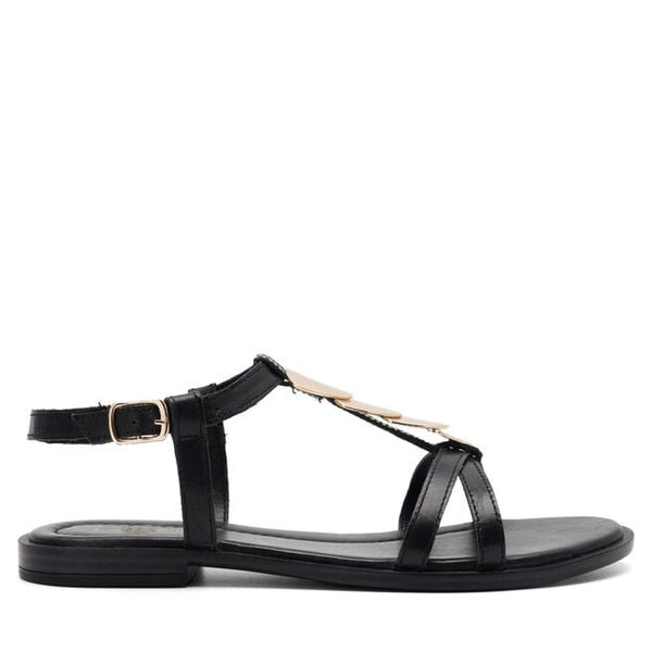 Sandały Lasocki. Czarne sandały damskie Lasocki, bez wzorów, bez obcasa, na płaskiej podeszwie, bez zapięcia. Za 159.99 zł.