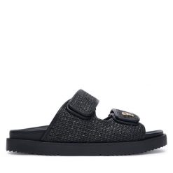 Klapki Tommy Hilfiger. Czarne klapki damskie Tommy Hilfiger, bez wzorów, bez obcasa, bez zapięcia. Za 529.99 zł.