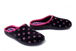 INBLU ET-24 014 czarny, kapcie damskie. Czarne kapcie damskie Inblu, z tkaniny. Za 77.99 zł.