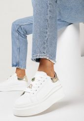 Biało-Złote Sneakersy na Grubej Podeszwie z Kwiatami i Cyrkoniami Silvaema. Białe obuwie sportowe damskie Born2be, bez zapięcia. Za 89.99 zł.