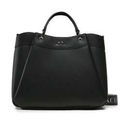 Torebka Armani Exchange. Czarne torebki klasyczne damskie Armani Exchange, bez dodatków. Za 549.99 zł.