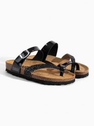 Sunbay Japonki "Tulipe" w kolorze czarnym rozmiar: 38. Czarne klapki damskie Sunbay, bez wzorów, z otwartym noskiem, bez obcasa, bez zapięcia. Za 166.88 zł.