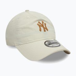 Czapka z daszkiem New Era Recycled 920 New York Yankees. Brązowe czapki z daszkiem damskie New Era, bez wzorów. Za 119.99 zł.