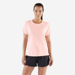 Koszulka do biegania damska Kiprun Run 500 Dry. Czerwone koszulki damskie KIPRUN, m, bez wzorów, z elastanu, bez kołnierzyka, bez ramiączek. Za 59.99 zł.