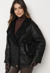 Czarna Kurtka Biker Oversize Zapinana na Guziki Ocieplana Futerkiem Nikiena. Czarne kurtki damskie Born2be, m, bez wzorów, bez kaptura. Za 319.99 zł.