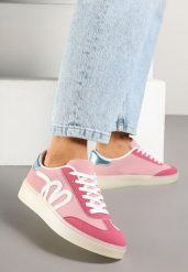 Różowe Sneakersy w Stylu Klasycznych Tenisówek z Ozdobną Aplikacją Elddiva. Czerwone obuwie sportowe damskie Born2be, na lato, z jeansu, bez zapięcia, tenisowe. Za 79.99 zł.