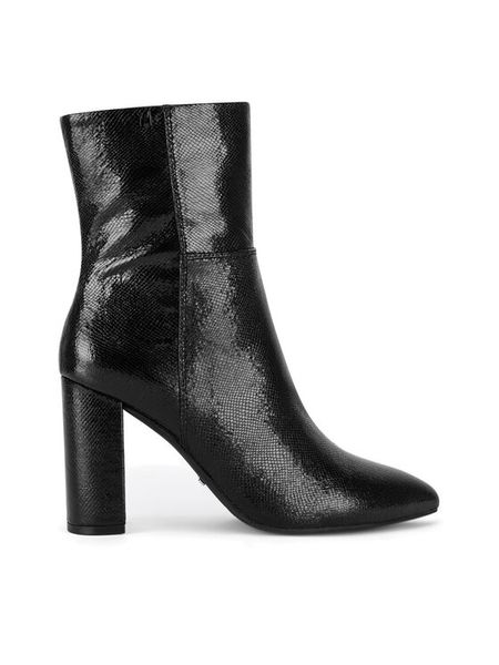 MEXX Botki MI001714343W Czarny. Czarne botki damskie Mexx, ze skóry, bez obcasa, na słupku, bez zapięcia. Za 399.99 zł.