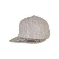 Czapka typu snapback Flexfit 110 Fitted. Szare czapki z daszkiem damskie FLEXFIT, bez wzorów. Za 156.00 zł.