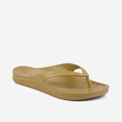 Damskie klapki Coqui. Klapki damskie Coqui, bez wzorów, bez obcasa, bez zapięcia. Za 134.99 zł.