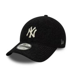 Czapka baseballowa New York Yankees New Era 9Forty Winter Borg. Czarne czapki z daszkiem damskie New Era, na zimę, bez wzorów, z materiału. Za 176.00 zł.