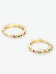 OR ÉCLAT Złote kolczyki-kreole "Créoles colored" z cyrkoniami rozmiar: onesize. Żółte kolczyki damskie Or Éclat, z cyrkonią, złote. Za 674.99 zł.