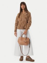 Guess Torebka Amorette HWBG78 98060 Beżowy ciemny. Brązowe kuferki damskie Guess, z aplikacjami, ze skóry, bez dodatków. Za 607.99 zł.
