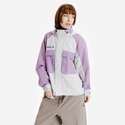 Kurtka Decathlon x Tetsunori. Fioletowe kurtki damskie Decathlon, xl, bez wzorów, z materiału, bez kaptura. Za 359.99 zł.