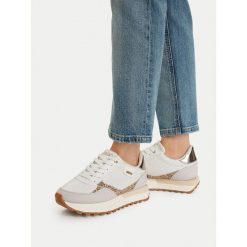 Sneakersy Liu Jo. Białe bluzki damskie Liu Jo, bez wzorów, bez kołnierzyka, bez ramiączek. Za 306.99 zł.