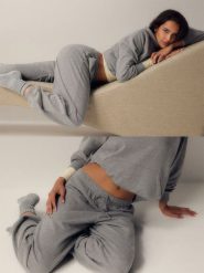 4F Spodnie dresowe joggery damskie - szare XS. Szare spodnie dresowe damskie 4F, s, bez wzorów, z dresówki. Za 169.99 zł.